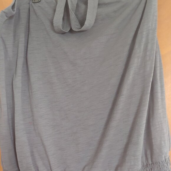 Old Navy built in bra tube halter top - Picture 2 of 2